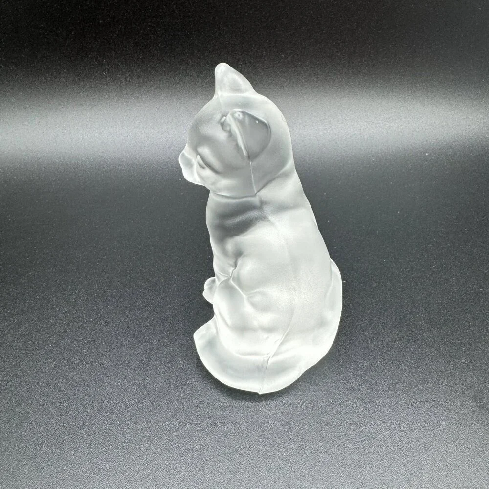 Sitting Cat Kitten Clear Frosted Art Glass Figurine Paperweight